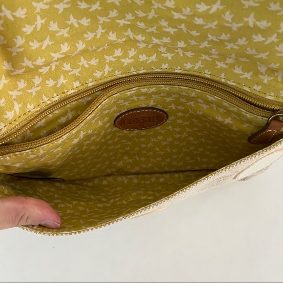 FOSSIL mini keyper crossbody - Picture 7 of 9